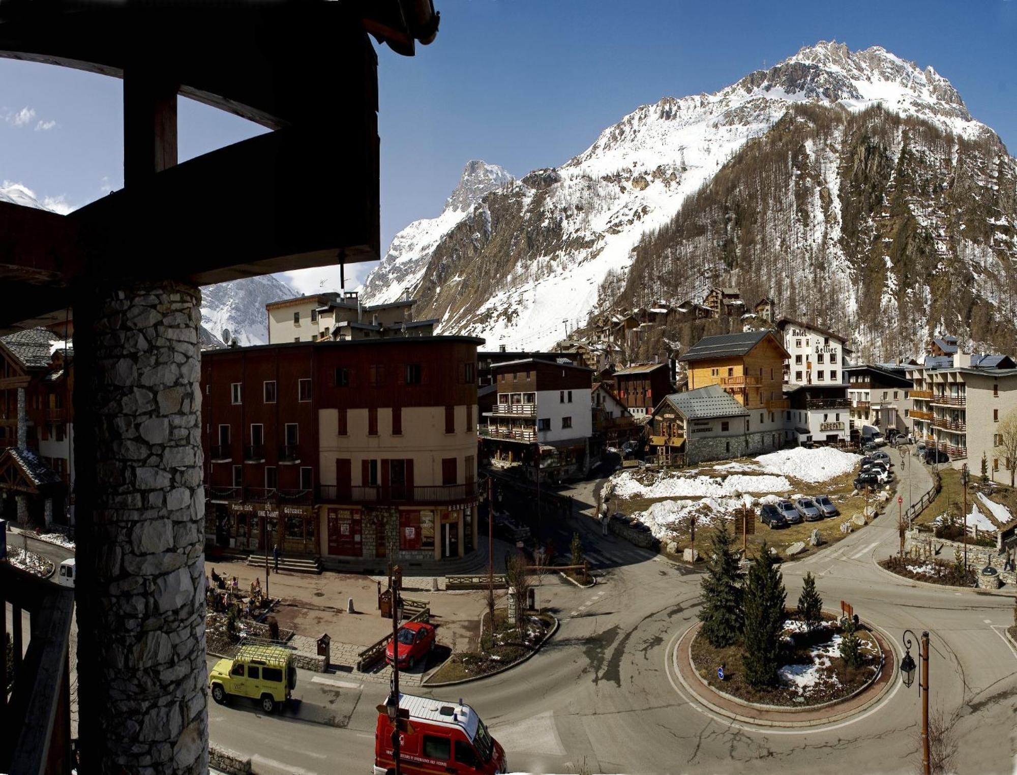 ホテル　カンダハル Val-dʼIsère エクステリア 写真
