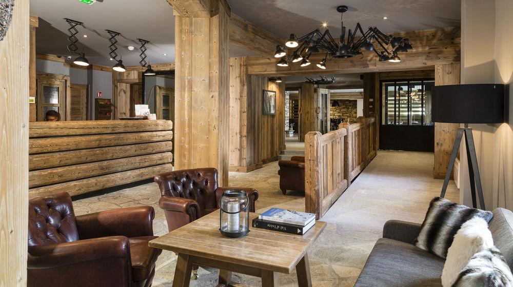 ホテル　カンダハル Val-dʼIsère エクステリア 写真