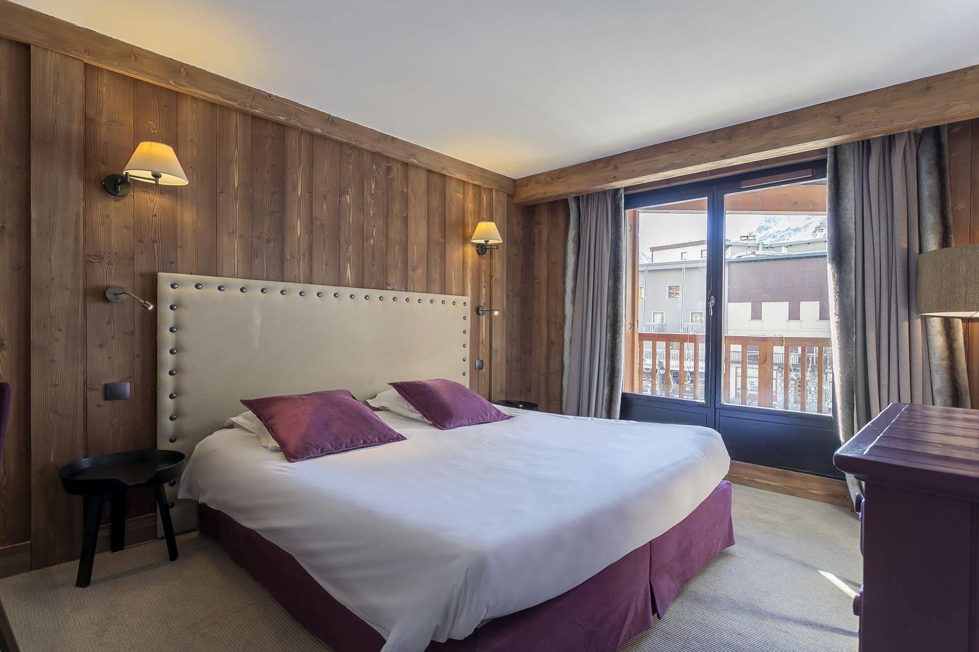 ホテル　カンダハル Val-dʼIsère エクステリア 写真